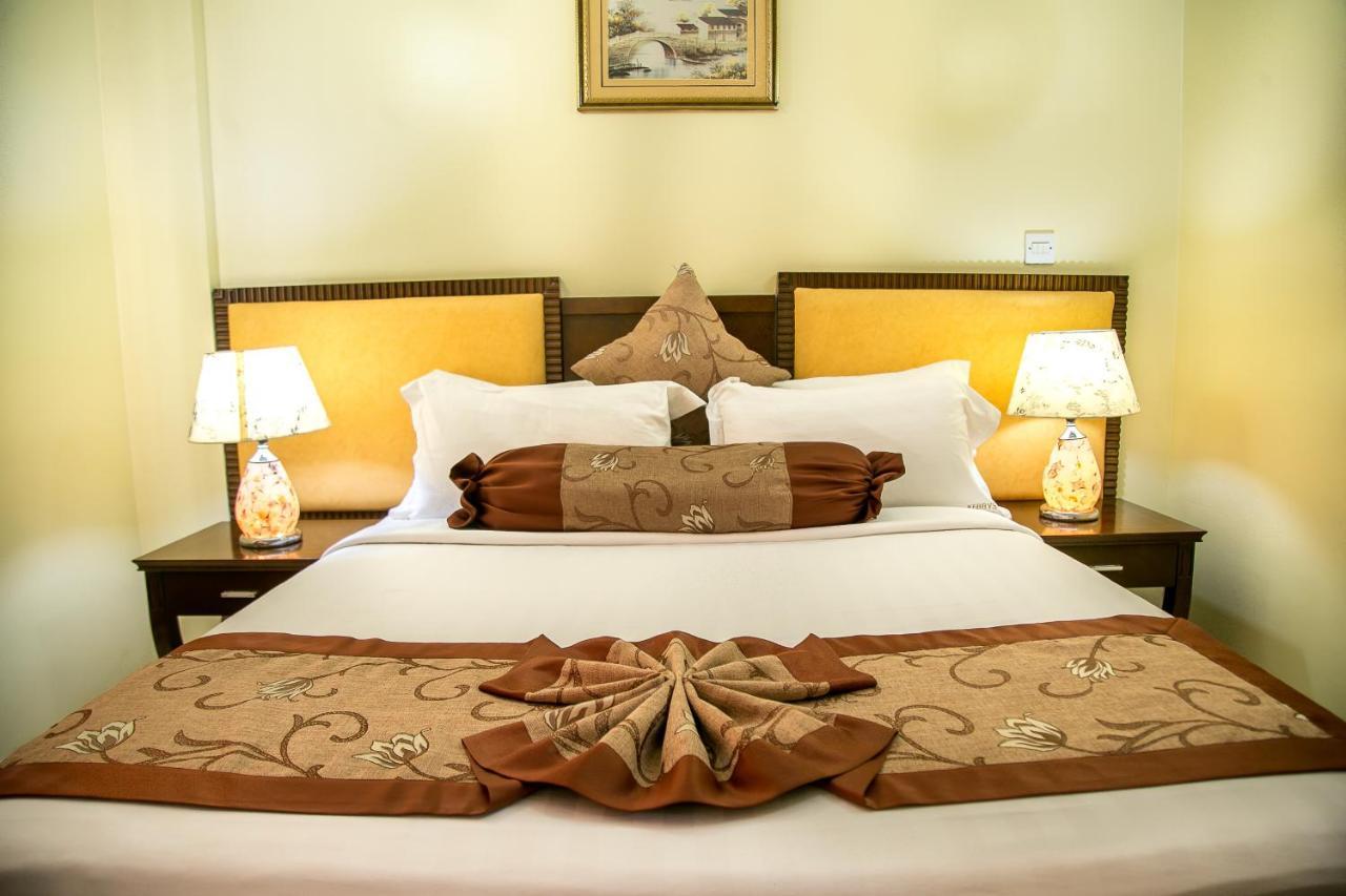 Kebbys Hotel Dar es Salaam Luaran gambar