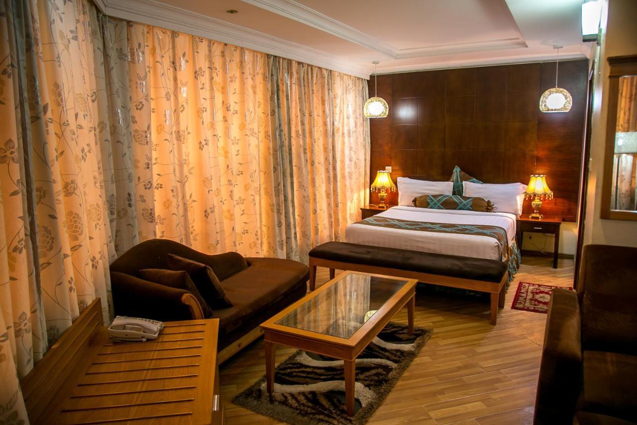 Kebbys Hotel Dar es Salaam Luaran gambar
