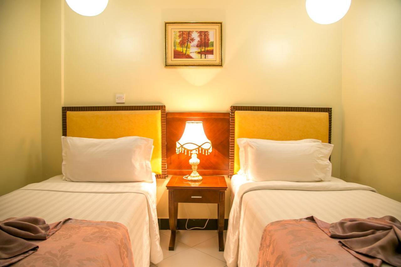 Kebbys Hotel Dar es Salaam Luaran gambar